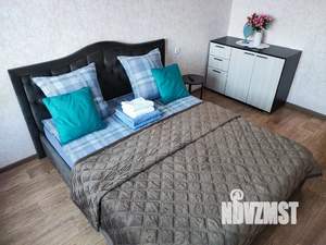 1-к квартира, посуточно, 40м2, 9/17 этаж