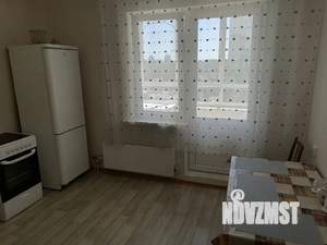 1-к квартира, посуточно, 42м2, 3/16 этаж