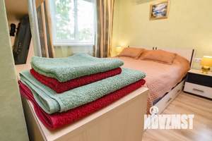 1-к квартира, посуточно, 35м2, 4/5 этаж