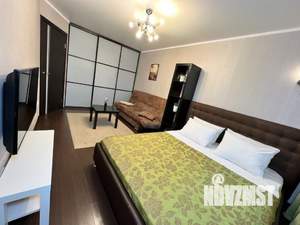 1-к квартира, посуточно, 39м2, 1/1 этаж