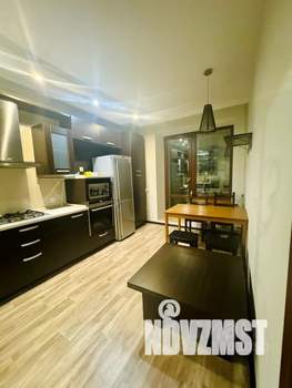 2-к квартира, посуточно, 72м2, 8/10 этаж