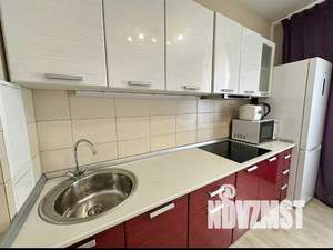 1-к квартира, посуточно, 44м2, 1/1 этаж