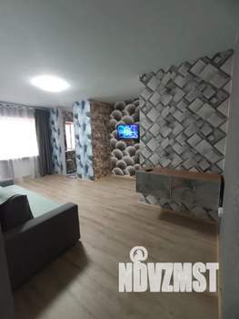 2-к квартира, посуточно, 42м2, 2/5 этаж