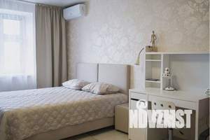 1-к квартира, посуточно, 40м2, 5/11 этаж
