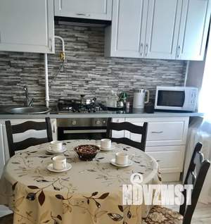 2-к квартира, посуточно, 42м2, 3/9 этаж