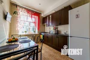 2-к квартира, посуточно, 56м2, 4/5 этаж