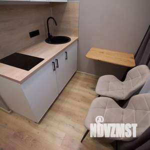 Студия квартира, посуточно, 17м2, 1/6 этаж