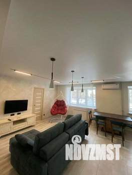 3-к квартира, посуточно, 55м2, 1/1 этаж