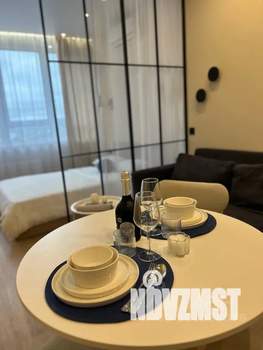 Студия квартира, посуточно, 31м2, 11/11 этаж