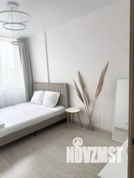 2-к квартира, посуточно, 40м2, 17/24 этаж