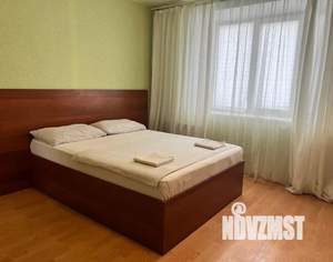 Студия квартира, посуточно, 30м2, 1/9 этаж