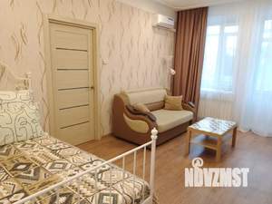 1-к квартира, посуточно, 38м2, 3/5 этаж