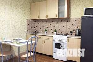 1-к квартира, посуточно, 42м2, 7/17 этаж