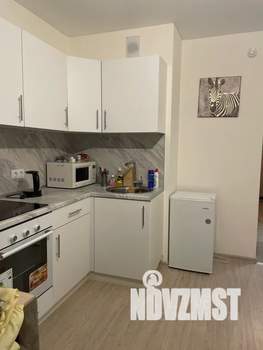 Студия квартира, посуточно, 28м2, 6/25 этаж