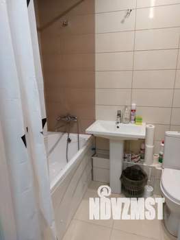 1-к квартира, посуточно, 38м2, 2/9 этаж