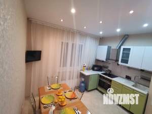 3-к квартира, посуточно, 86м2, 1/1 этаж