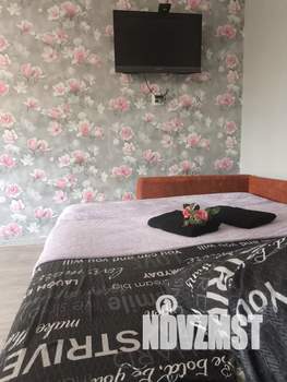 2-к квартира, посуточно, 45м2, 3/5 этаж