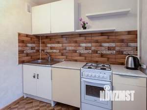 1-к квартира, посуточно, 35м2, 3/9 этаж