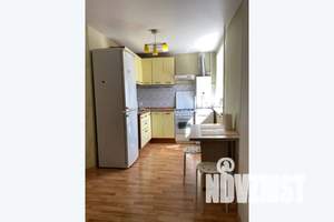 1-к квартира, посуточно, 38м2, 4/5 этаж