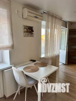 1-к квартира, посуточно, 44м2, 5/5 этаж