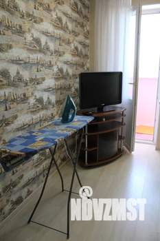 1-к квартира, посуточно, 35м2, 13/23 этаж