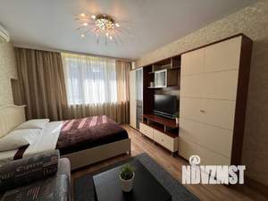 1-к квартира, посуточно, 43м2, 6/9 этаж