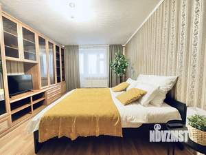 1-к квартира, посуточно, 48м2, 1/1 этаж