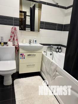 1-к квартира, посуточно, 42м2, 2/17 этаж