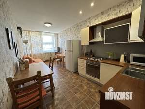 1-к квартира, на длительный срок, 56м2, 7/17 этаж