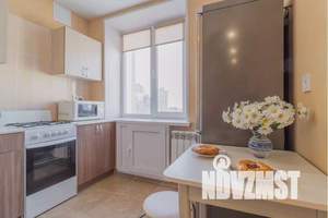 2-к квартира, посуточно, 42м2, 6/7 этаж