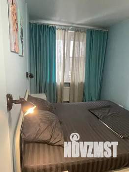 1-к квартира, посуточно, 43м2, 3/24 этаж