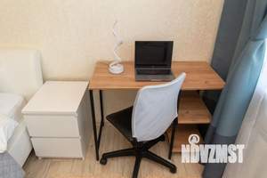 1-к квартира, посуточно, 40м2, 1/25 этаж