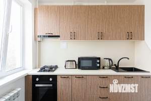 1-к квартира, посуточно, 33м2, 1/1 этаж