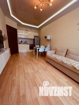 1-к квартира, посуточно, 37м2, 17/19 этаж