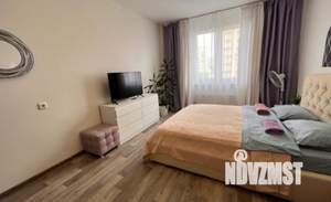 1-к квартира, посуточно, 43м2, 1/1 этаж