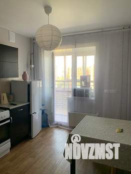 1-к квартира, посуточно, 40м2, 6/10 этаж