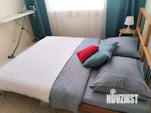 1-к квартира, посуточно, 40м2, 10/25 этаж