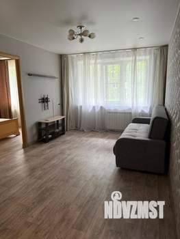 3-к квартира, на длительный срок, 50м2, 1/5 этаж
