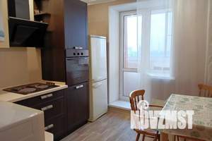 1-к квартира, посуточно, 38м2, 12/14 этаж