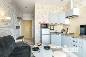 Студия квартира, посуточно, 25м2, 11/20 этаж