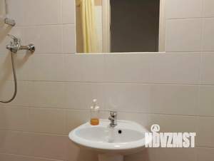 Студия квартира, посуточно, 32м2, 3/3 этаж