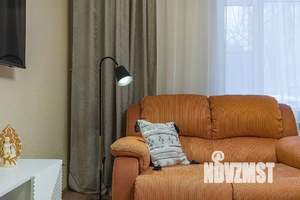 2-к квартира, посуточно, 50м2, 1/5 этаж
