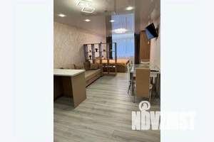 1-к квартира, посуточно, 38м2, 1/17 этаж