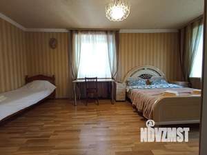 1-к квартира, посуточно, 35м2, 5/5 этаж
