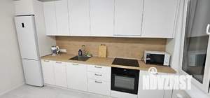 1-к квартира, посуточно, 39м2, 8/25 этаж