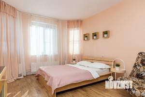 1-к квартира, посуточно, 43м2, 1/1 этаж