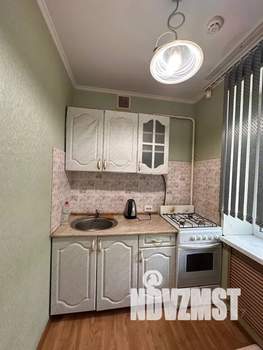 3-к квартира, посуточно, 40м2, 1/2 этаж