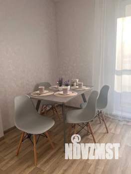 1-к квартира, посуточно, 38м2, 6/18 этаж