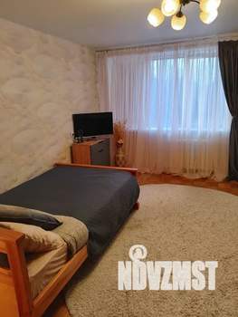 1-к квартира, посуточно, 46м2, 4/9 этаж