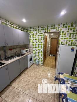 1-к квартира, посуточно, 36м2, 2/9 этаж